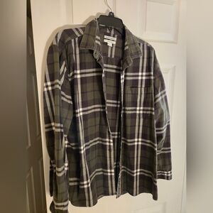 Men's Amazon Essentials Green and Black Button Down Plaid Flannel Shirt XL